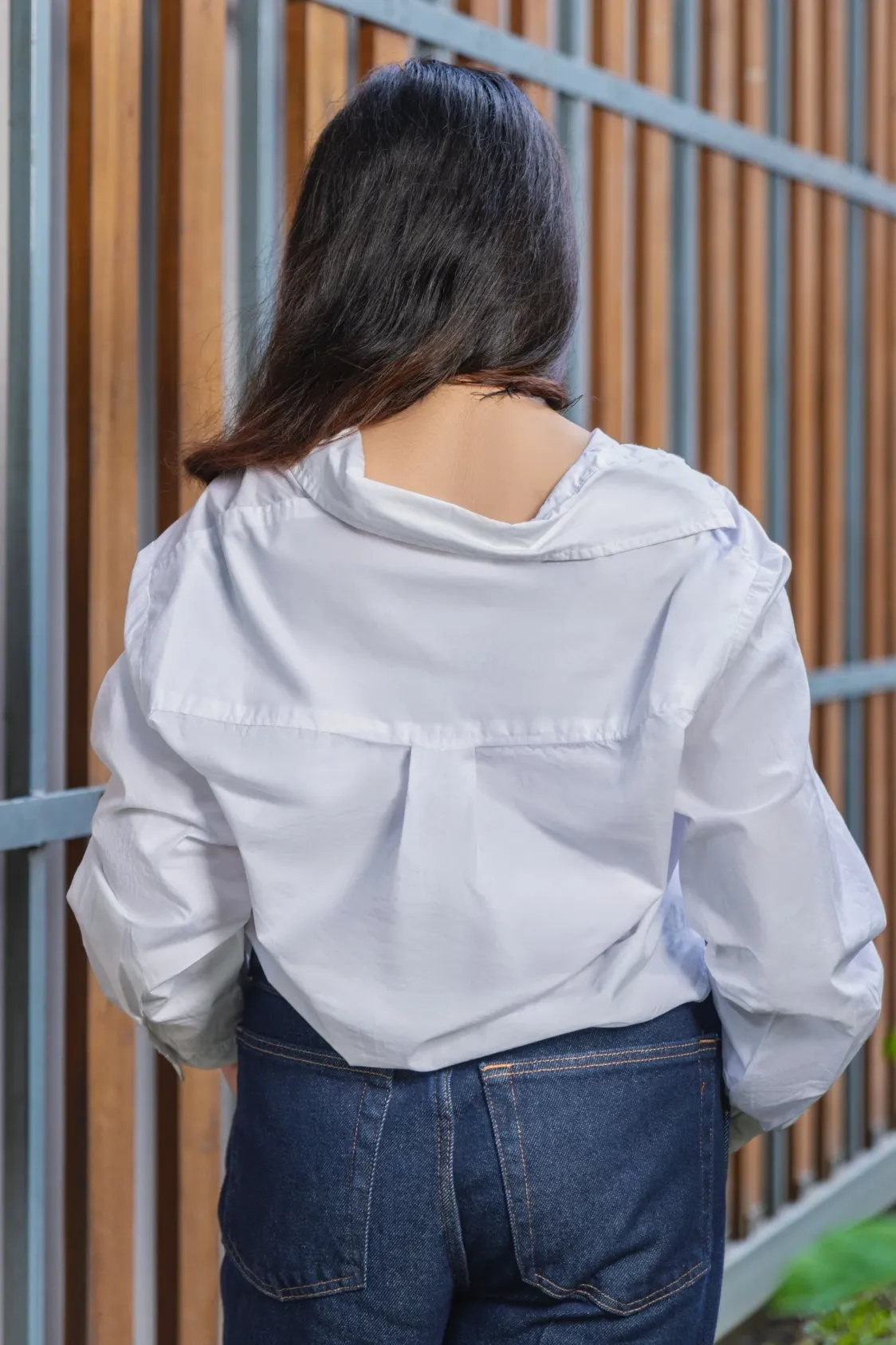 Sinsay White Cropped Button-Up Shirt - Image 2